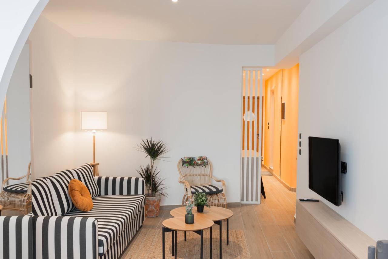 Madam Apartments - Elegant, Cozy, Comfortable, Central Ioánina Exterior foto
